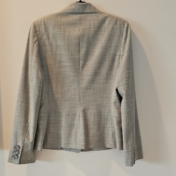 Banana Republic Light Gray Jacket - Picture 2 of 6